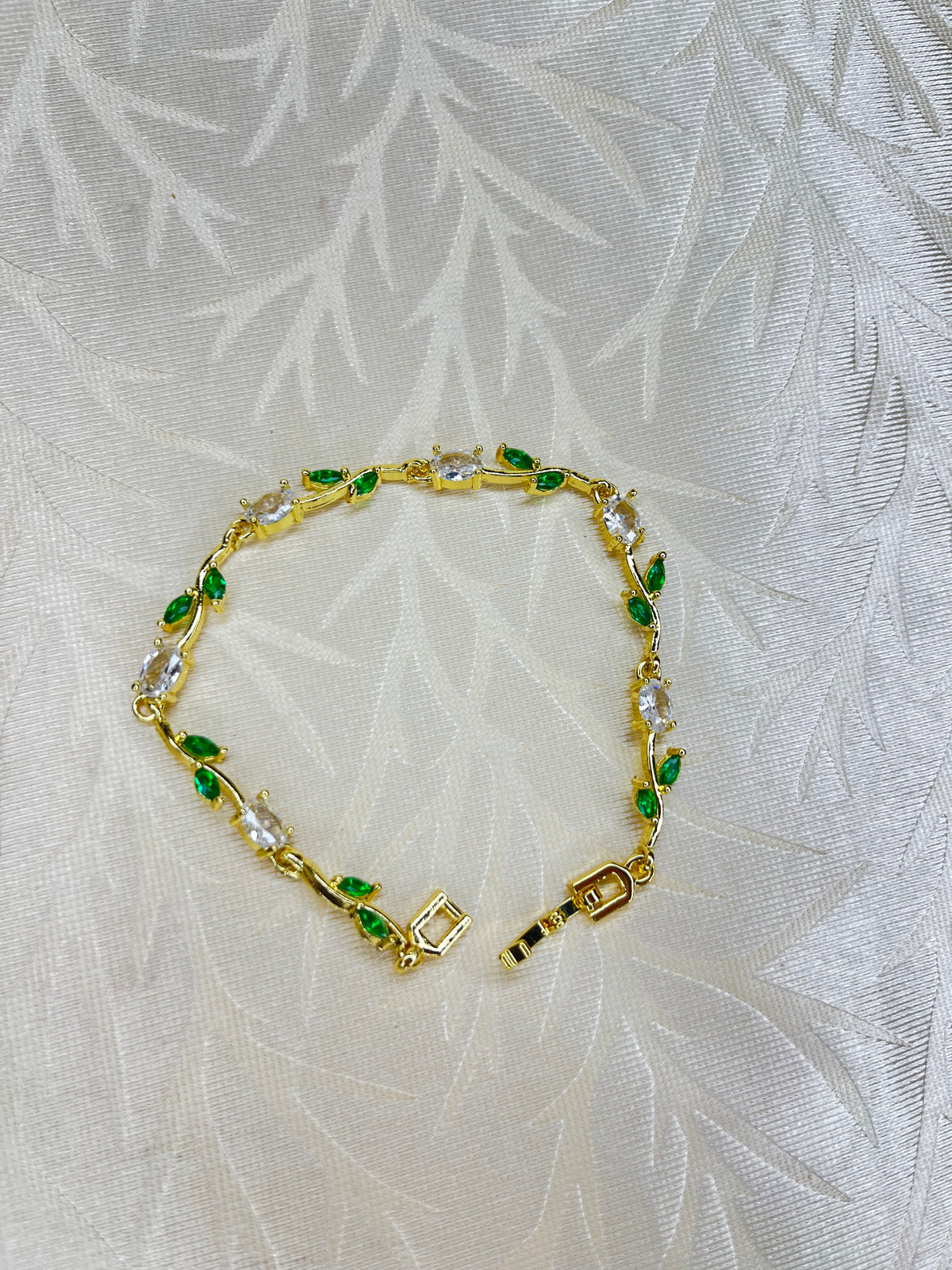 Tulip Charm Bracelet    🌷